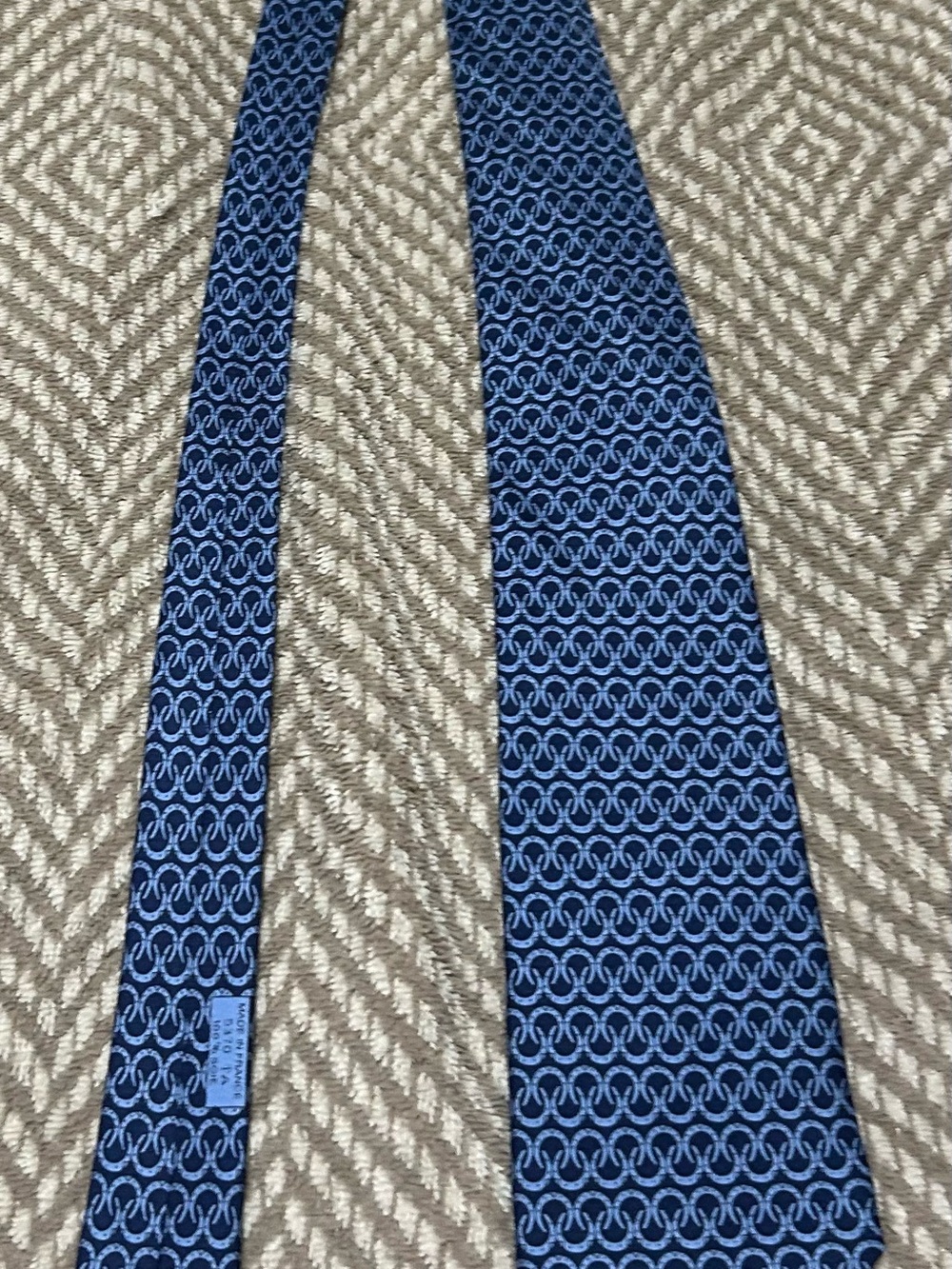 Hermes Blue Interlocking Pattern Silk Tie